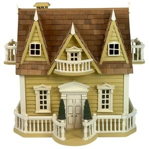 Home Bazaar Le Chateau Bird House Yellow Victorian Wooden Birdhouse HB-2023 NWT